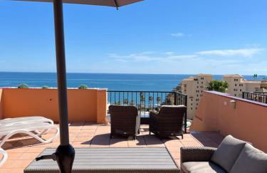 Ático con Vistas al Mar y con Piscina frente a Castillo Sohail - Foto 35