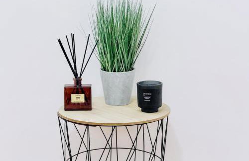 Chic Studio, Free parking, Sleeps 2 - Foto 14