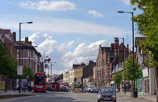 2 Bed Hollywood Movie Themed Apt - Foto 8