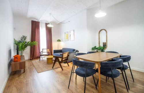 33PAR1094 - Magnific 2BR Flat in Poble Sec - Foto 1