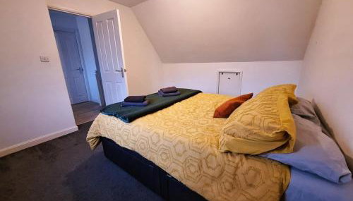 Modern home close to amenities and transport links - Foto 2