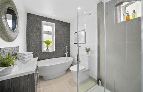 Clarence House-Windsor-Parking-5 bed - Photo 27