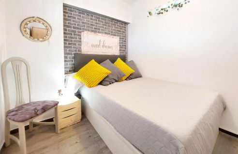 Nice Apartment In Puebla De Farnals - Foto 17