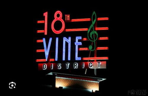 Charles Stays - Foto 32