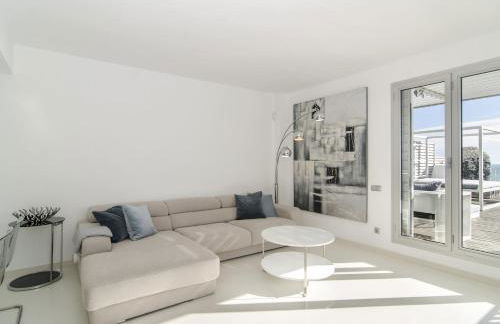 Duplex vistas mar con piscina - Photo 22