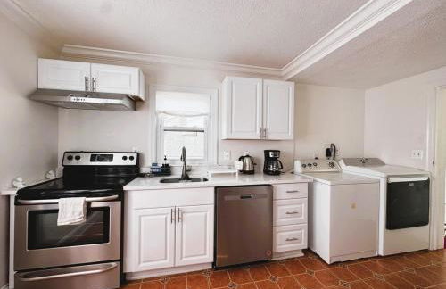 Entire Family-friendly 4 BR Cozy Unit , Metro walk - Foto 54