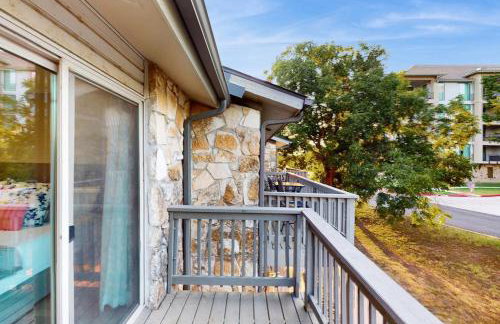 Condo Near Lake Horseshoe Bay with Private Balcony, Washer/Dryer, A/C, WiFi - Foto 19