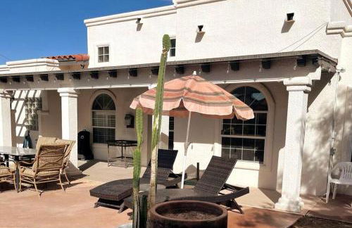 Amazing home with custom-built pool - Foto 24