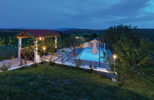 One-Bedroom Holiday Home In Danilo - Photo 12