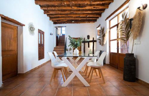 7 Bedroom Villa with Pool - 5mins walk to Cala Llonga Beach - Can Ramon - Foto 20