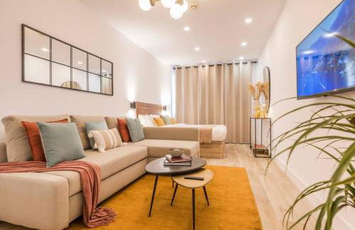 NEW APT in the heart of Madrid - Photo 5