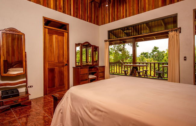 Hummingbird Hacienda - Foto 3