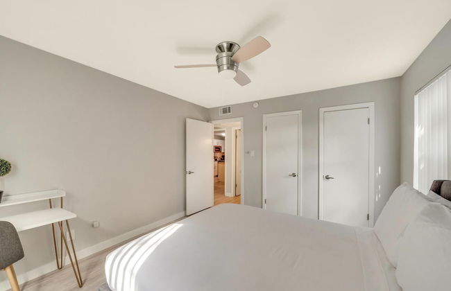 Modern 2BR Near UT Hyde Park Evonify - Foto 14