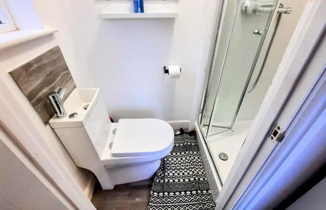 Stay Sleep Rest-Burford Road - Photo 38