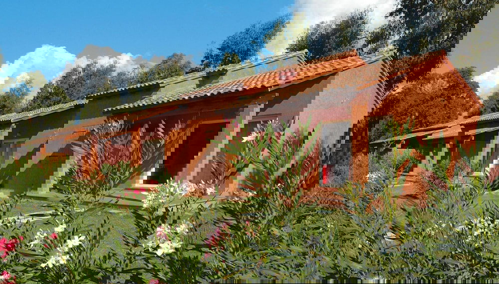 Spacious Corsica Stay for 8 Near Beach - Foto 1, Imagen principal