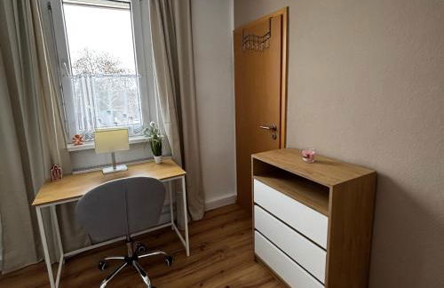 Gemütliches Reihenhaus mit Terrasse - Foto 2