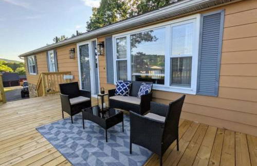 The Bumble Bee Hive 7-Bedroom House w/ Hot Tub - Foto 24