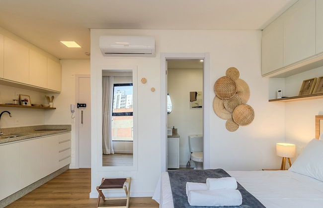 RUP Studios Equipados em Prédio Piscina - Foto 36