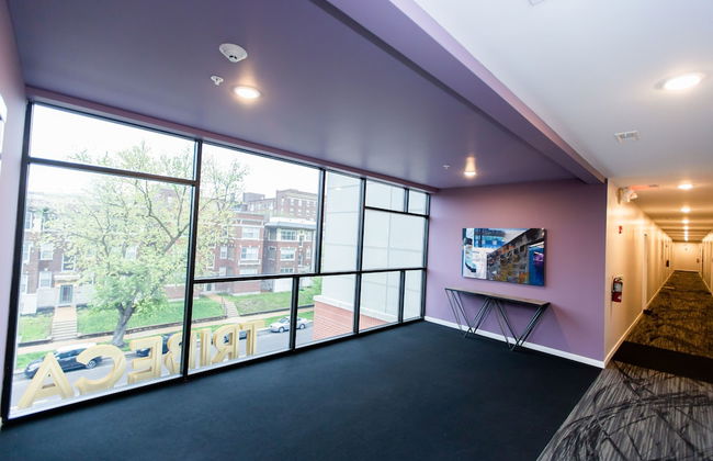 Kasa Forest Park St. Louis - Photo 2