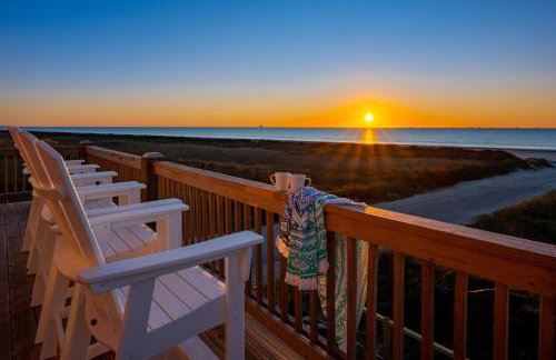 Luxury Beachfront l Private Hot Tub, Pool, & 2 Arcade Games - Foto 3