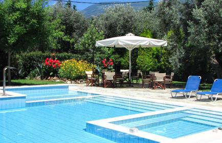 Palirria Hotel & Studios - Photo 3