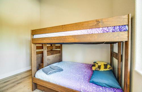 Modern Florissant Mountain Retreat with Deck and Grill - Foto 20