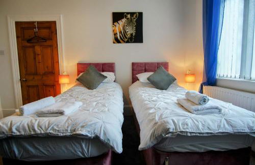 Northfield Cottage, Games & Arcade Room, Dog Friendly HS2, NEC, BHX, M42, Family Gatherings, Contractors, Hot Tube Hire Optional - Foto 56