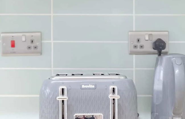 Central 3 Bedroom House With Garden - Foto 23