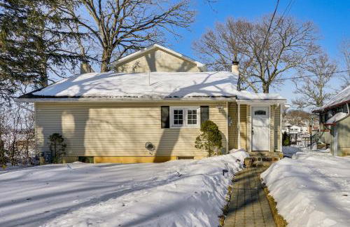 Game Room and Hot Tub Family Gem on Lake Hopatcong - Foto 34