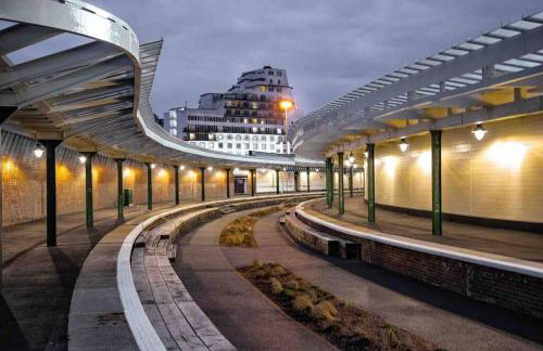 Cosy Cabin, hidden from the main house - Sleeps 2 - EV - Foto 48