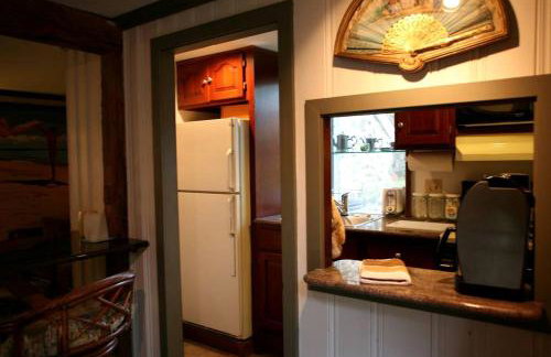 Charming Cottage Getaway with an Indoor Fireplace in Chester Springs, Pennsylvania - Foto 3