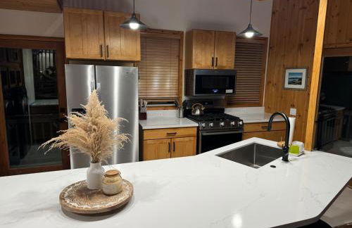 Lakefront Oasis - Foto 7