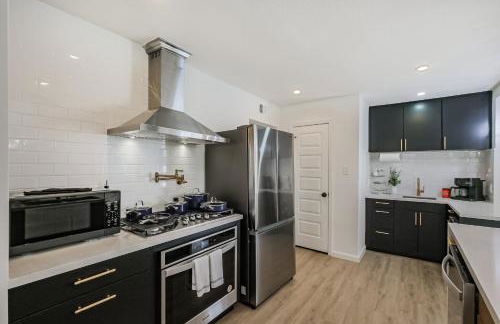 Oak Forest Retreat Sleeps 13 Near Heights - Foto 3