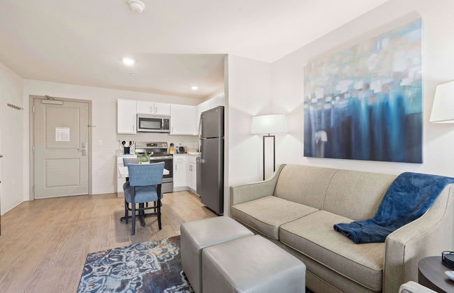 WaterWalk Extended Stay by Wyndham Kansas City - Overland Pk - Photo 52