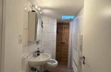 Cozy House in Stuttgart Botnang park free at street - Foto 12