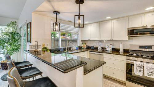 Pet-Friendly Spring Home with Private Pool and Hot Tub - Foto 2