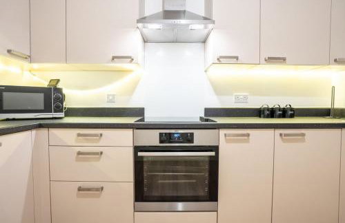 Spacious 3BR Near Wembley Stadium - Sleeps 12 - Foto 15