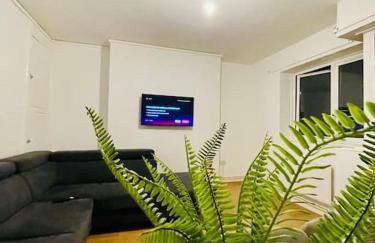 2BD CanaryWharf Mile End Private Balcony FREE Parking - Foto 2