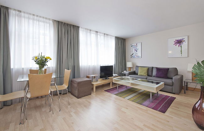 Premium St Christophers Place - Photo 14