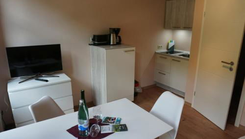 Weingut Göbel-Schausten - Foto 3