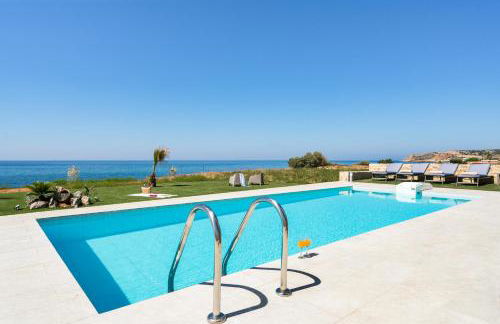 Beachfront Nymphes Aigli with Private Pool, Children Area & BBQ - Photo 8
