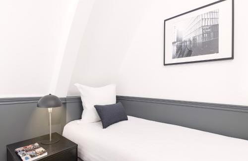 LivinParis - Luxury AC 2 & 3 Bedrooms Le Louvre - Foto 35