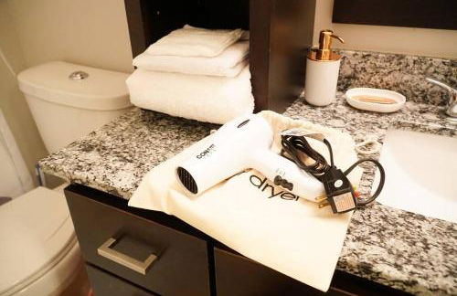 Luxury Dilworth 1BR ◉ Near Food, Shops & Greenway - Foto 45