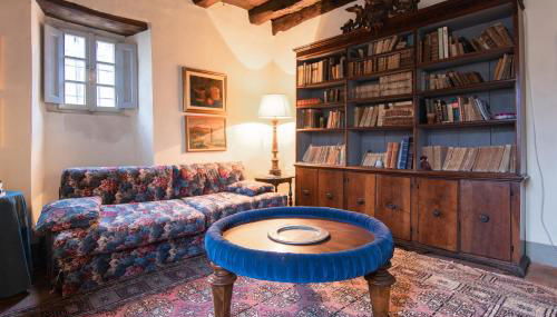 Sillicagnana Castle Villa with Swimming Pool! - Foto 3