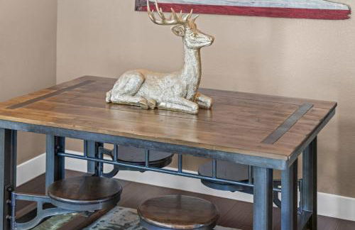 Stylish Church Conversion Walk to LoHi - Foto 20