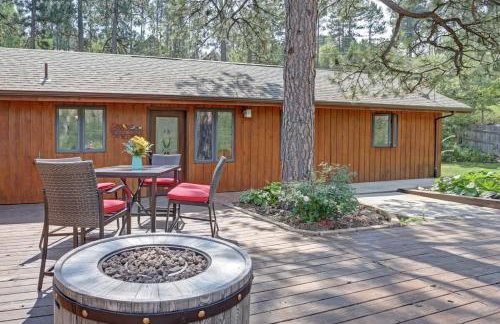 Rock Lodge Complete with Covered Parking - Foto 13