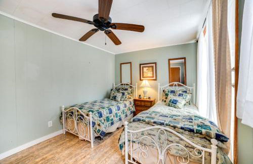 Rector Home with Hot Tub about 6 Mi to Ligonier! - Foto 16