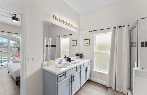 451 Davenport 5BR House with Heated Pool and Grill - Foto 28