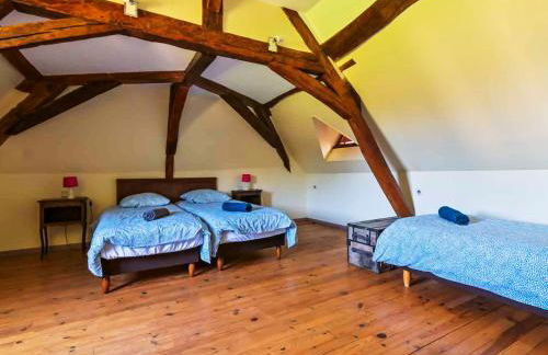 La Breteche-Le château et les dépendances - Photo 30