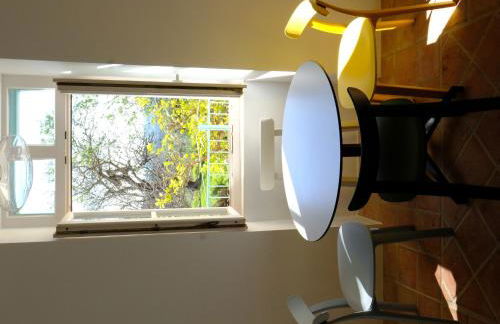 Delightful, Authentic Quinta with Swimming Pool near Beach & Towns - Foto 10